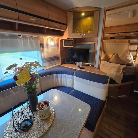 Kemping Rosenzauber Luxux-caravan 5 Sterne