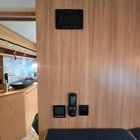 Kemping Rosenzauber Luxux-caravan 5 Sterne *
