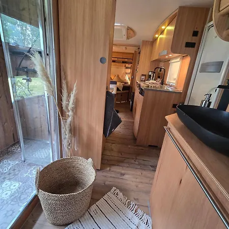 Rosenzauber Luxux-caravan 5 Sterne Campingplads *