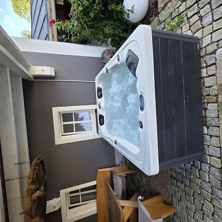 Campingplads Rosenzauber Luxux-caravan 5 Sterne Münchberg