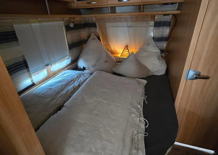 Rosenzauber Luxux-caravan 5 Sterne Camping *