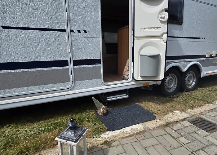 Rosenzauber Luxux-caravan 5 Sterne * Münchberg
